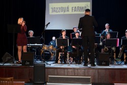 Jazzová Farma na plese Charity Česká Kamenice